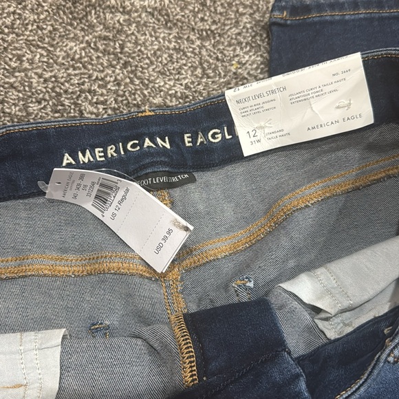 American eagle curvy jeans - Picture 2 of 4